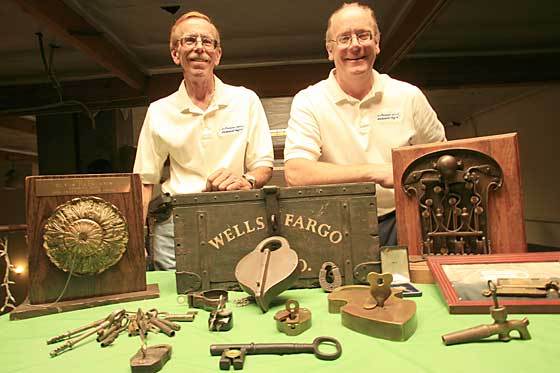Keedex tools and hardware