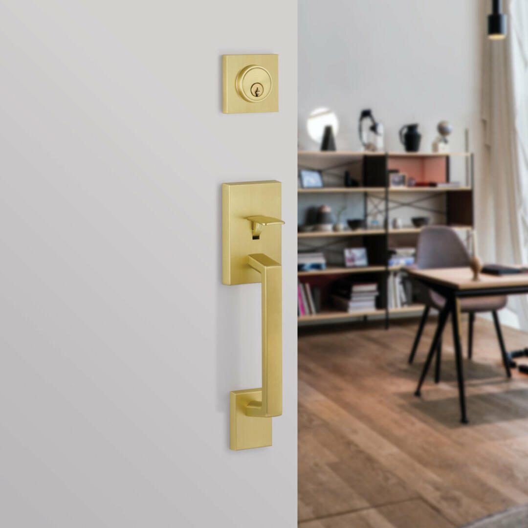 Yale door hardware